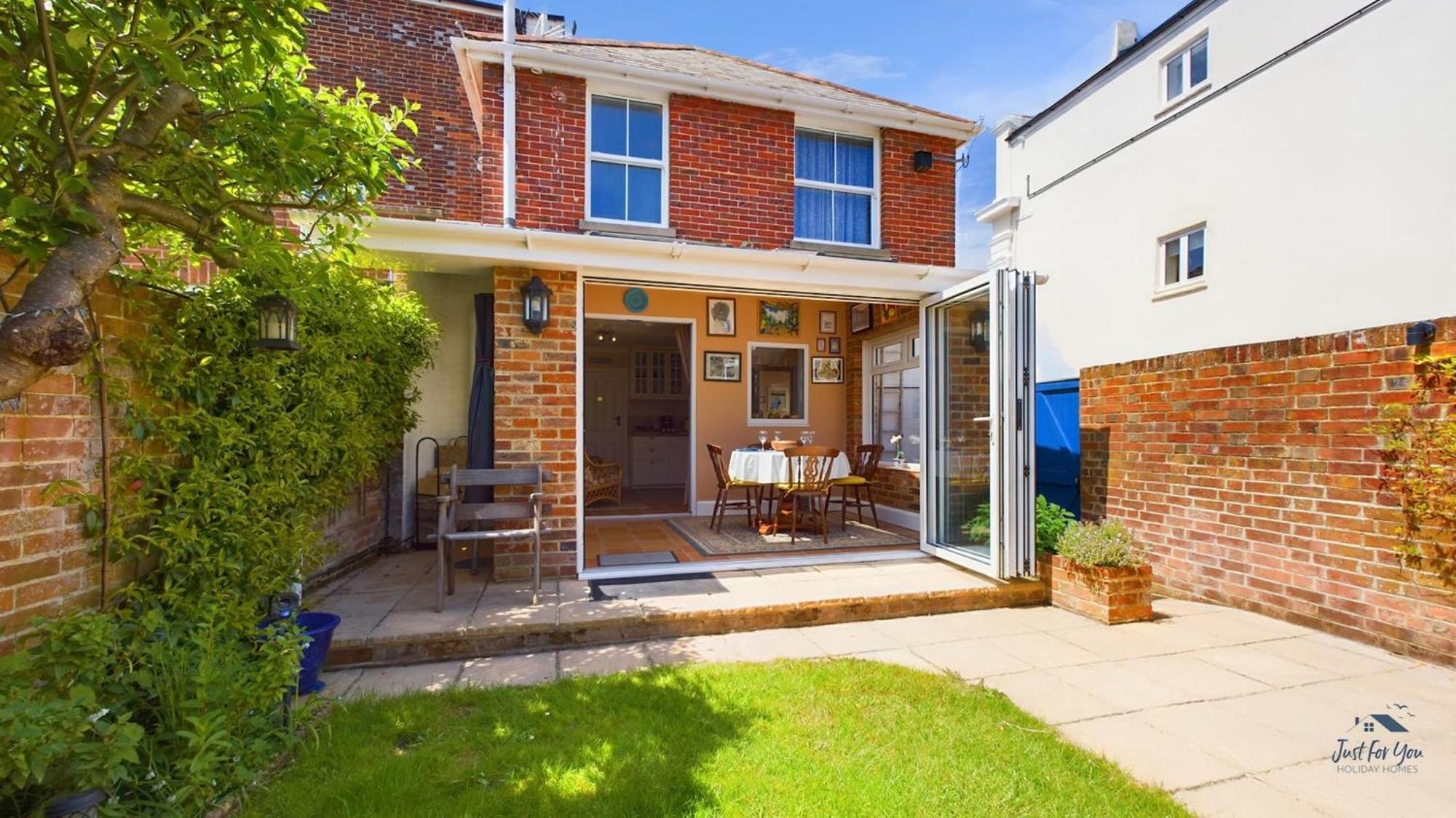 Anchor Down Cottage The Perfect Seaside Retreat Sleeps 4 Beach 2 Mins Ryde  Εξωτερικό φωτογραφία